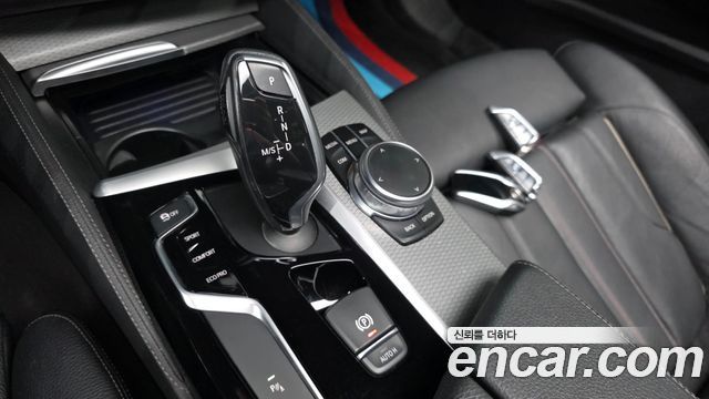 BMW 5 Series (G30) 530i M Sport Package 2017 — фото 9