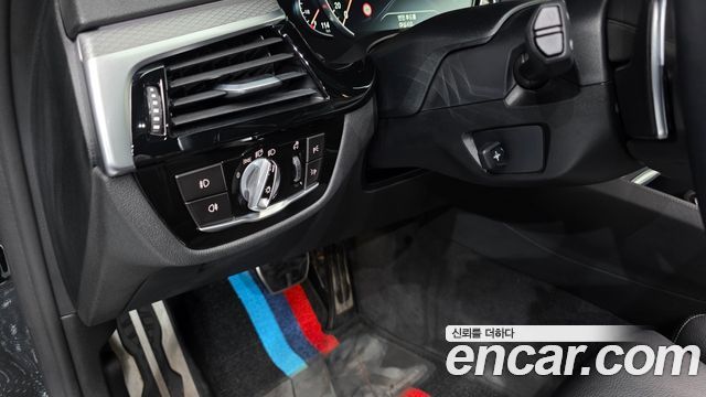BMW 5 Series (G30) 530i M Sport Package 2017 — фото 18