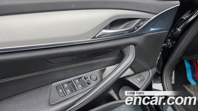 BMW 5 Series (G30) 530i M Sport Package 2017 — фото 20