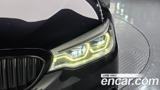 BMW 5 Series (G30) 530i M Sport Package 2017 — фото 22