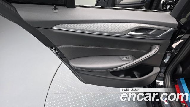 BMW 5 Series (G30) 530i M Sport Package 2017 — фото 25