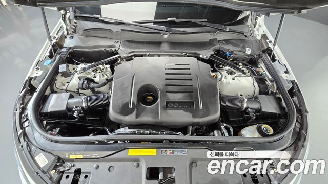 Land Rover Discovery 5 P360 R-Dynamic SE 2023 — фото 6