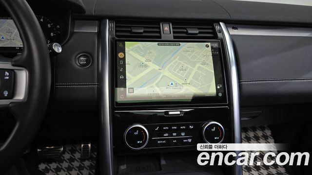 Land Rover Discovery 5 P360 R-Dynamic SE 2023 — фото 12