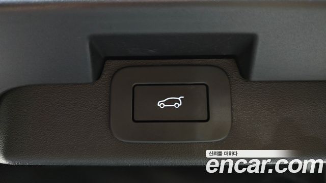 Land Rover Discovery 5 P360 R-Dynamic SE 2023 — фото 19