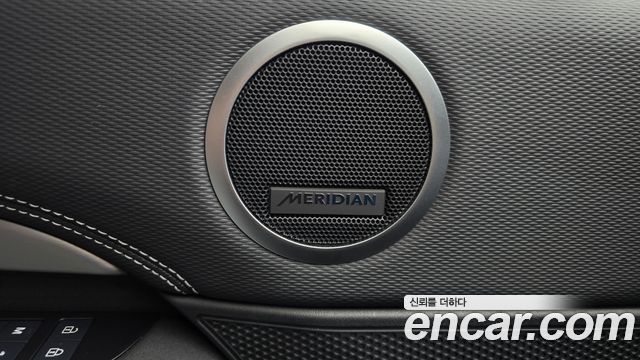 Land Rover Discovery 5 P360 R-Dynamic SE 2023 — фото 30