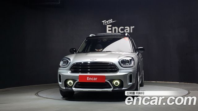 MINI Cooper Countryman Classic Plus Launch Pack 2nd Gen 2023 — фото 3