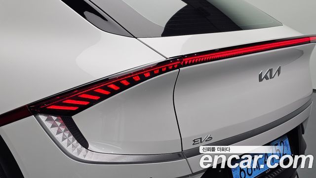 Kia EV6 Long Range Air 2022 — фото 23