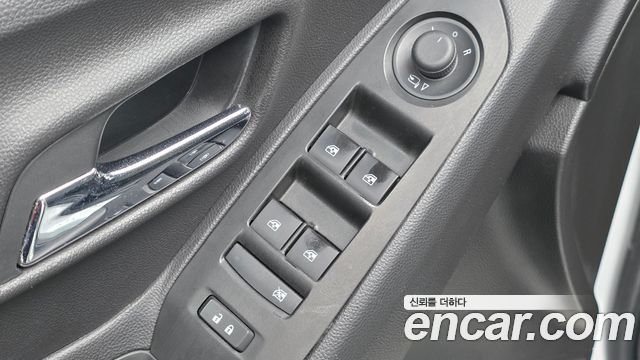 Chevrolet Trax 1.4 Red Line Premier 2019 — фото 16