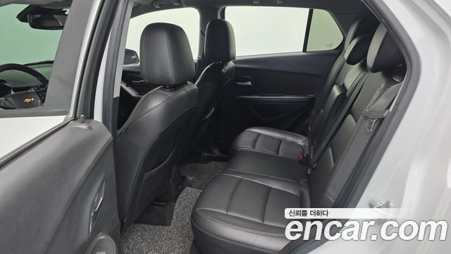 Chevrolet Trax 1.4 Red Line Premier 2019 — фото 32