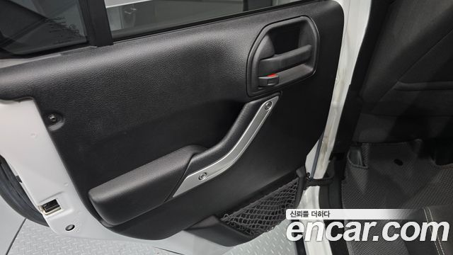 Jeep Wrangler (JK) 3.6 Rubicon 4Door 2016 — фото 30