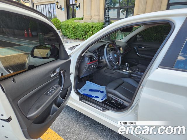 BMW 1 Series (F20) 118d Sport 5Door 2015 — фото 16