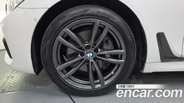 BMW 7 Series (G11) 740d xDrive M Sport 2016 — фото 5