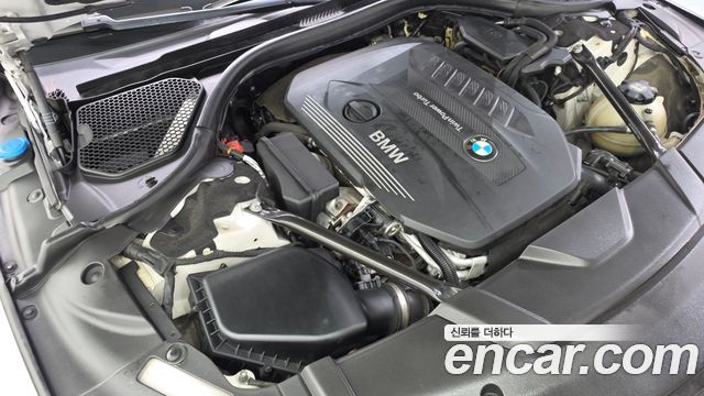 BMW 7 Series (G11) 740d xDrive M Sport 2016 — фото 6