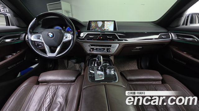 BMW 7 Series (G11) 740d xDrive M Sport 2016 — фото 7