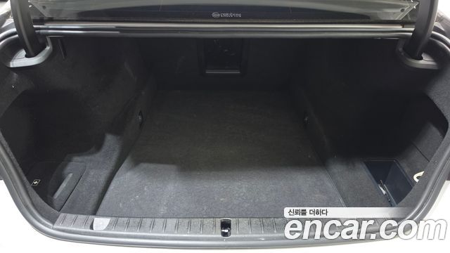 BMW 7 Series (G11) 740d xDrive M Sport 2016 — фото 20