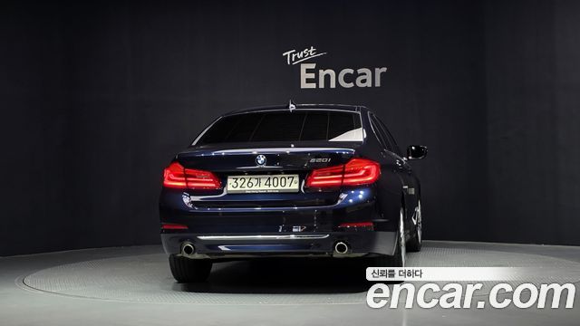 BMW 5 Series (G30) 520i Luxury 2020 — фото 4