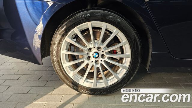 BMW 5 Series (G30) 520i Luxury 2020 — фото 5