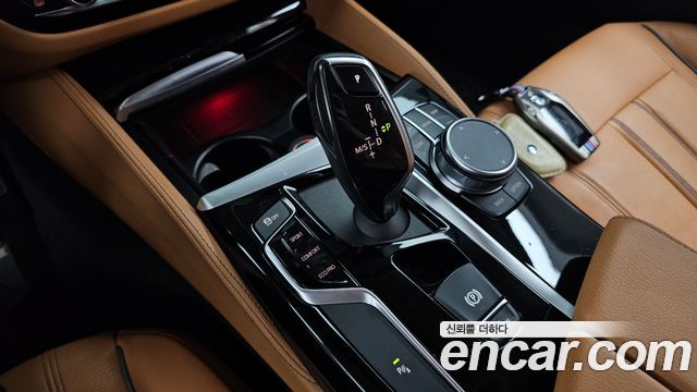 BMW 5 Series (G30) 520i Luxury 2020 — фото 9