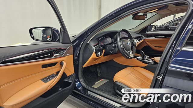 BMW 5 Series (G30) 520i Luxury 2020 — фото 10