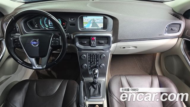 Volvo V40 D2 2nd 2015 — фото 7