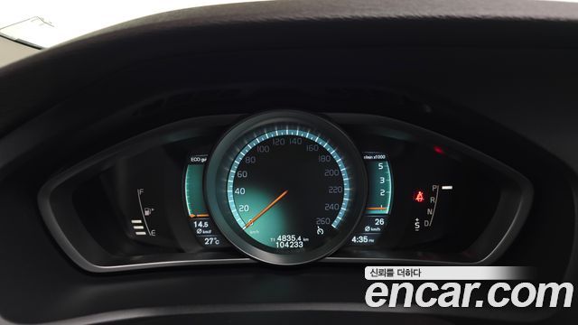 Volvo V40 D2 2nd 2015 — фото 8