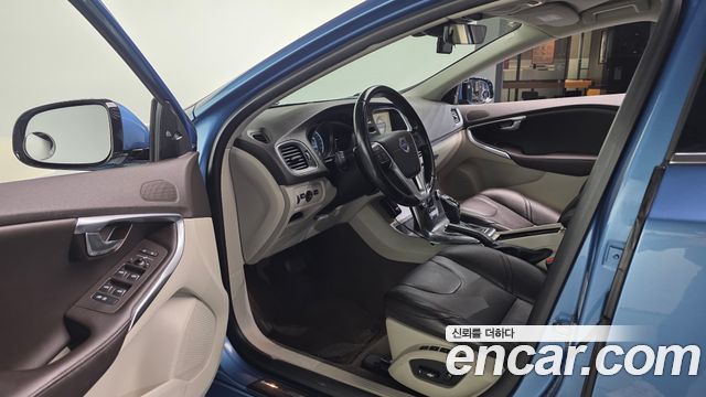 Volvo V40 D2 2nd 2015 — фото 10