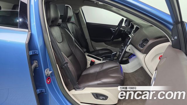 Volvo V40 D2 2nd 2015 — фото 11