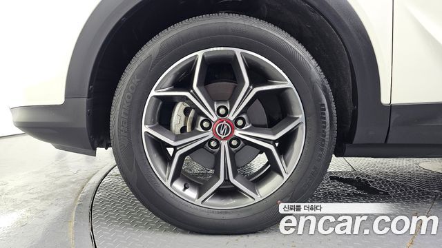 KG Mobility (SsangYong) Beautiful Korando Gasoline 1.5 2WD R-Plus 2021 — фото 5