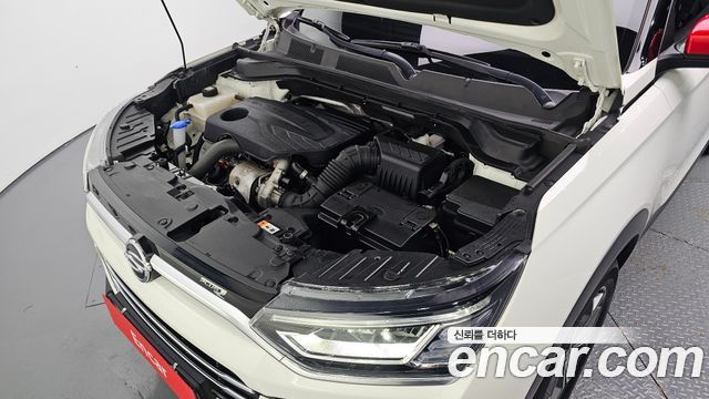 KG Mobility (SsangYong) Beautiful Korando Gasoline 1.5 2WD R-Plus 2021 — фото 6