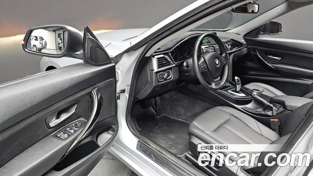 BMW 3 Series GT (F34) GT 320d 2018 — фото 11
