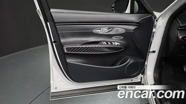 Genesis GV70 2.5T Gasoline AWD 2021 — фото 24