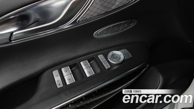 Genesis GV70 2.5T Gasoline AWD 2021 — фото 33