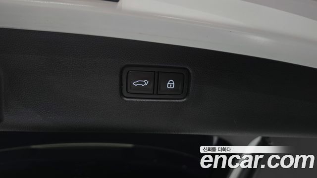 Genesis GV70 2.5T Gasoline AWD 2021 — фото 35