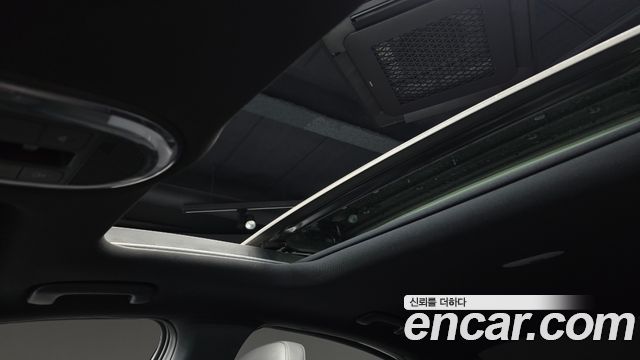 Hyundai Ioniq 6 Long Range Exclusive + 2023 — фото 18