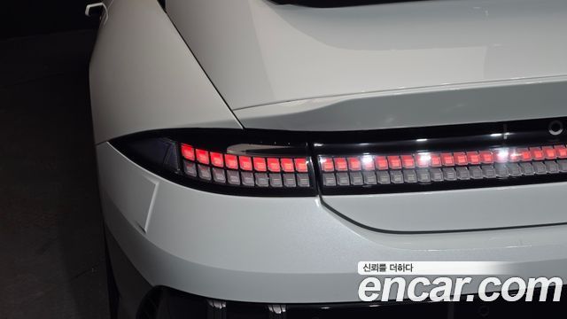 Hyundai Ioniq 6 Long Range Exclusive + 2023 — фото 23