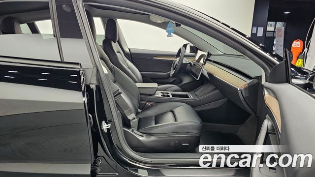 Tesla Model 3 Long Range AWD 2022 — фото 11
