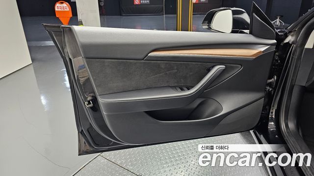 Tesla Model 3 Long Range AWD 2022 — фото 24