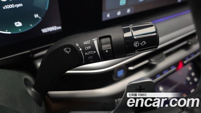 Hyundai Grandeur Hybrid (GN7) Premium 2024 — фото 31