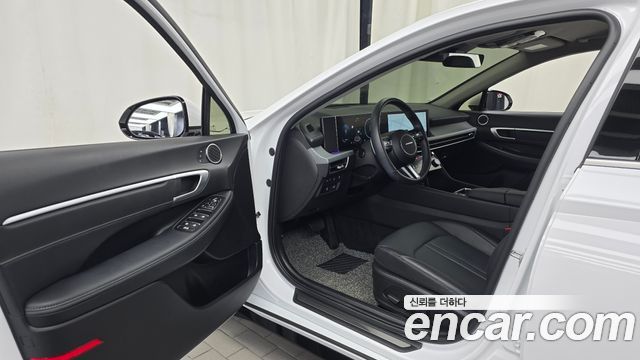Hyundai Sonata The Edge (DN8) 2.0 Exclusive 2025 — фото 10