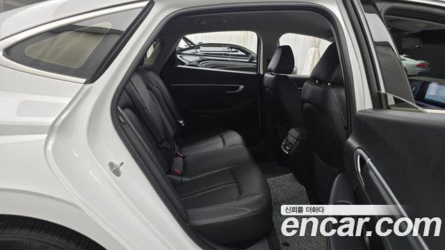 Hyundai Sonata The Edge (DN8) 2.0 Exclusive 2025 — фото 12
