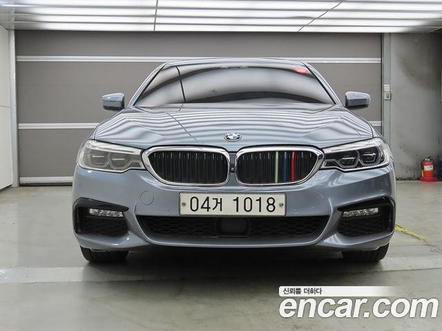 BMW 5 Series (G30) 520d xDrive M Sport Package Plus 2017 — фото 3