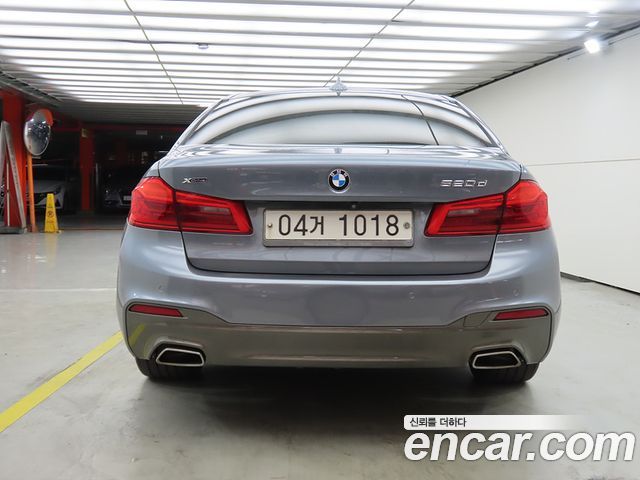 BMW 5 Series (G30) 520d xDrive M Sport Package Plus 2017 — фото 4