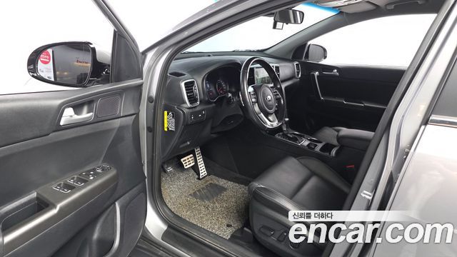 Kia Sportage The Bold Diesel 2.0 2WD Prestige 2019 — фото 10