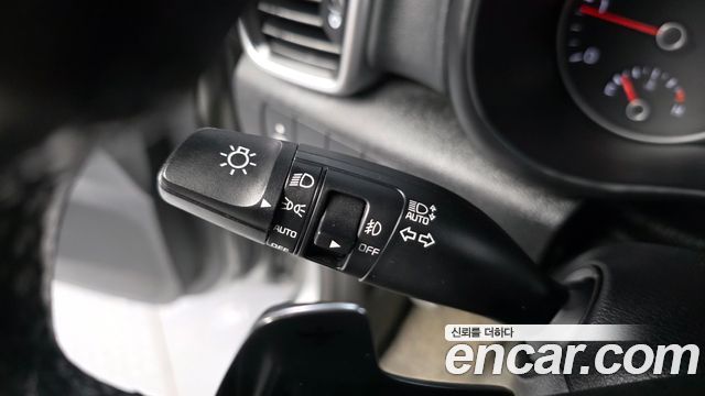 Kia Sportage The Bold Diesel 2.0 2WD Prestige 2019 — фото 19