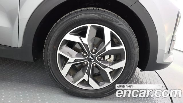 Kia Sportage The Bold Diesel 2.0 2WD Prestige 2019 — фото 21