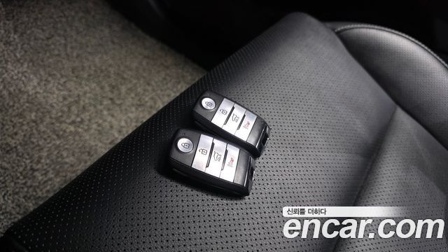 Kia Sportage The Bold Diesel 2.0 2WD Prestige 2019 — фото 28