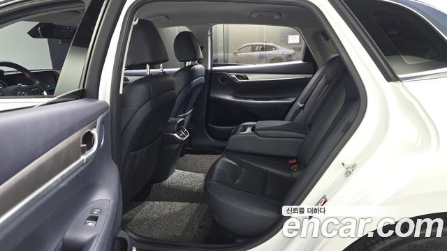 Hyundai Grandeur (IG) 2.5 Premium Choice 2020 — фото 26