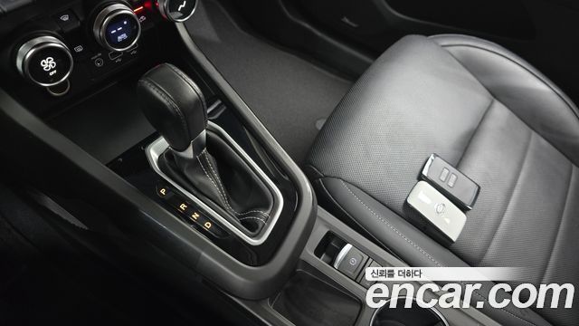 Renault Korea XM3 1.3 TCe RE Signature 2022 — фото 9