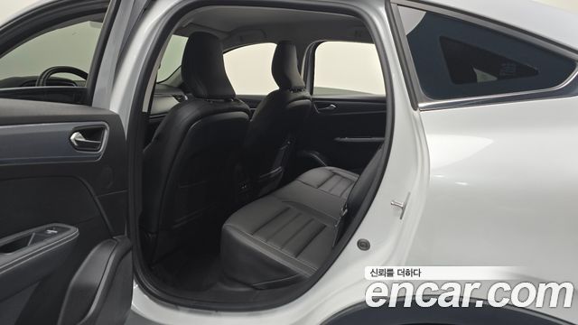 Renault Korea XM3 1.3 TCe RE Signature 2022 — фото 11