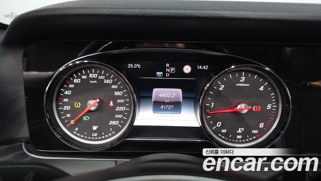 Mercedes-Benz E-Class (W213) E220d Avantgarde 2017 — фото 8